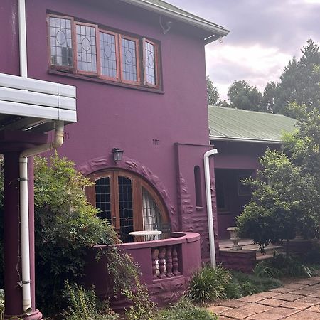 Pebble Fountain Guesthouse Pretoria Bagian luar foto